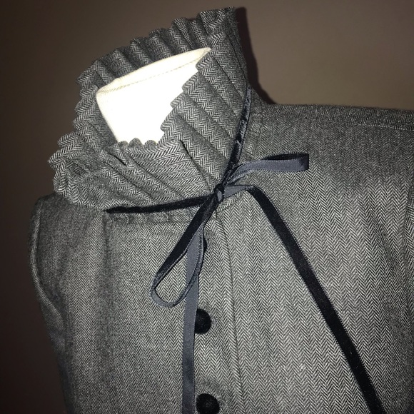 SOLD.Red Valentino pleated collar Jacket Blazer m - Picture 3 of 8